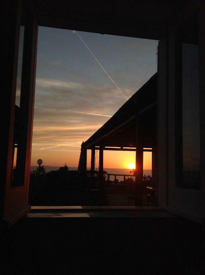 La Terrazzina Sul Tramonto Acomodação com café da manhã Forio di Ischia Exterior foto